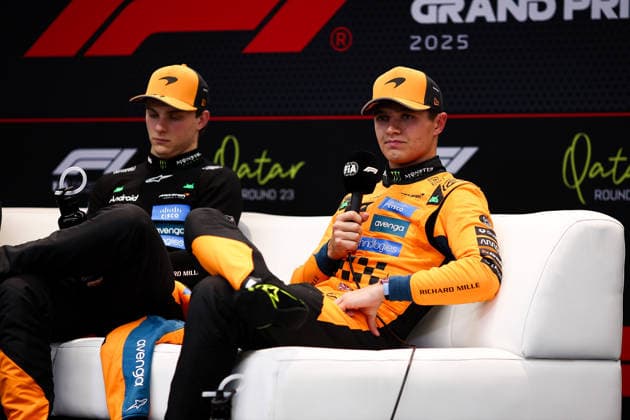 F1 - QATAR GRAND PRIX 2025 NORRIS Lando (gbr), McLaren F1 Team MCL39, portrait and PIASTRI Oscar (aus), McLaren F1 Team MCL39, portrait press conference, PK, Pressekonferenz during the 2025 Formula 1 Qatar Grand Prix, 23th round of the 2025 FIA Formula One World Championship, WM, Weltmeisterschaft from November 28 to 30, 2025 on the Lusail International Circuit, in Lusail, Qatar - LusailQatar Copyright: xEricxAlonsox
