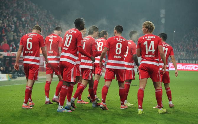 Rani Khedira celebrates after 1 0 with teammates Joy Emotion Cheering Sport Football Soccer Bundesliga Men DFL 12 Matchday Season 2025 2026 29 11 2025 1 FC Union Berlin FCU vs 1 FC Heidenheim FCH DFL regulations prohibit any use of photographs as image sequences and or quasi video