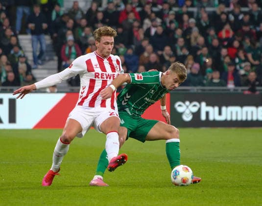Germany Soccer Bundesliga 2025 26, 8 Matchday SV Werder Bremen vs 1 FC Köln Weserstadion Stadion Bremen Keke Topp SV Werder Bremen, 9 Sebastian Sebulonsen 1 FC Köln, 28 Bremen Copyright: xAymanxAlahmedx