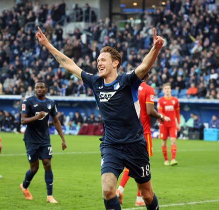 29 11 25 TSG 1899 Hoffenheim FC Augsburg Germany, Sinsheim, 29 11 2025, Football, Bundesliga, Season 2025 2026, TSG 1899 Hoffenheim FC Augsburg Wouter Burger TSG 1899 Hoffenheim Cheering Goal 2 0 Burger
