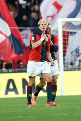 Foto IPP ACG Genova 29 11 2025 Campionato di Calcio Serie A 2025 2026 Genoa-Hellas Verona nella foto: Morten Thorsby esulta dopo il gol del 2-1 Italy Photo Press World Copyright Genova italy Italia ITALY  Copyright: xR4924_italyphotopressx