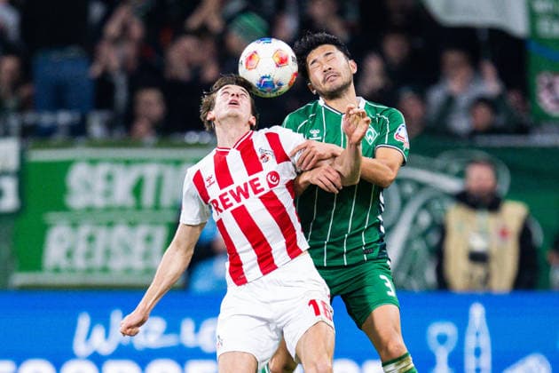 29 11 2025 Football, 2025 2026, 1 Bundesliga, Matchday 12, SV Werder Bremen 1 FC Köln L R Jakub Kaminski Köln , Yukinari Sugawara Bremen DFL REGULATIONS PROHIBIT ANY USE OF PHOTOGRAPHS AS IMAGE SEQUENCES AND OR QUASI VIDEO