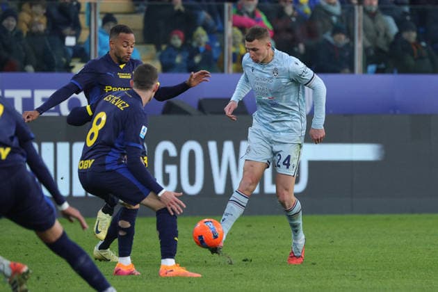November 29, 2025, Parma: Udinese™s Jakub Piotrowski in action during the italian soccer Serie A match between Parma Calcio 1913 vs Udinese Calcio on november 29, 2025 at the Stadio Ennio Tardini in Parma, Italy. ANSA Soccer: Serie A; Parma Vs Udinese  - ZUMAa110 20251129_zaf_a110_064 Copyright: xLorenzoxCattanix