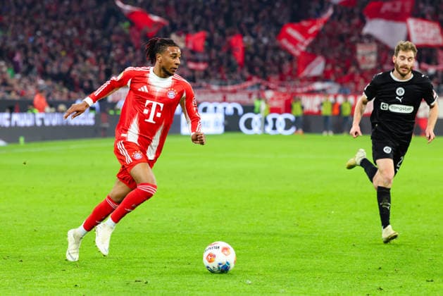 Michael Olise 17, FC Bayern München at the match between FC Bayern München v FC St Pauli, Football, Men, Bundesliga, 2025 2026, Matchday 12 on 29 11 2025 in Munich, Allianz Arena DFL and DFB regulations prohibit any use of photographs as image sequences and or quasi video Bayern Germany