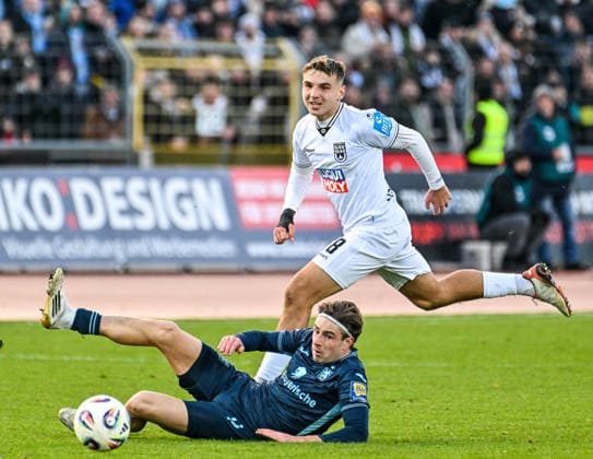GER, 3 Liga, SSV Ulm 1846 vs TSV 1860 Munich 29 11 2025, Donaustadion, Ulm, GER, 3 Liga, SSV Ulm 1846 vs TSV 1860 Munich, in the picture David Philipp Muenchen, 8 , Max Scholze SSV Ulm, 28 nordphotoxGmbHx xHafner nph00200