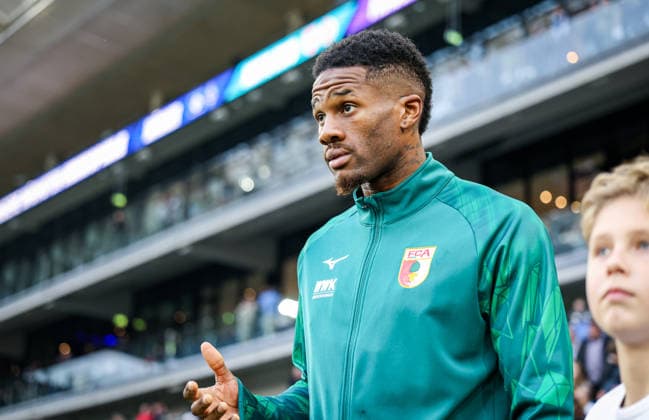 Football, Samuel Essende moves from FC Augsburg to YB Bern, archive pictures