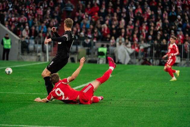 Germany, Soccer, 1 Bundesliga 2025 26, Matchday 12 FC Bayern Munich vs FC St Pauli Allianz Arena Munich Harry Kane Bayern , 9 Copyright: xJamesxZabelx