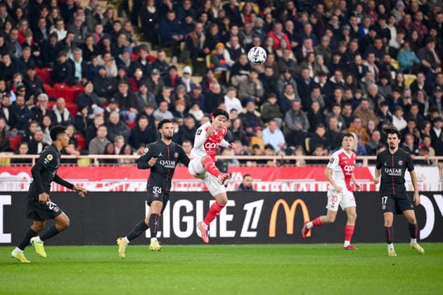 AS Monaco v Paris Saint-Germain - Ligue 1 McDonald s 2025 2026 18 Takumi MINAMINO (asm) during the Ligue 1 McDonald s match between AS Monaco FC and Paris Saint-Germain FC at Stade Louis II on November 29, 2025 in Monaco, Monaco. Monaco Monaco  Copyright: xFEPx 776348212