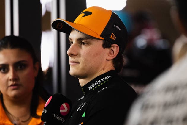 November 29, 2025, Goito, Lombardia, Italy: OSCAR PIASTRI (81, Australian F1 Driver, McLaren Formula 1 Team) being interviewd in the tv pen after the sprint race on Saturday at the Formula 1 Qatar Airways Qatar Grand Prix 2025 at the Lusail International Circuit in Doha Goito Italy - ZUMAr193 20251129_zsp_r193_105 Copyright: xSaraxRuffonix