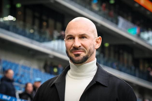 Head coach Christian Ilzer TSG 1899 Hoffenheim , TSG Hoffenheim vs FC Augsburg, Football, Bundesliga, DFL, Season 2025 2026, Hinrunde, 12 Spieltag, 29 11 2025 DFB regulations prohibit any use of photographs as image sequences and or quasi video Sinsheim Baden Wuerttemberg Germany Copyright: xkolbert-press MartinxAgüerax
