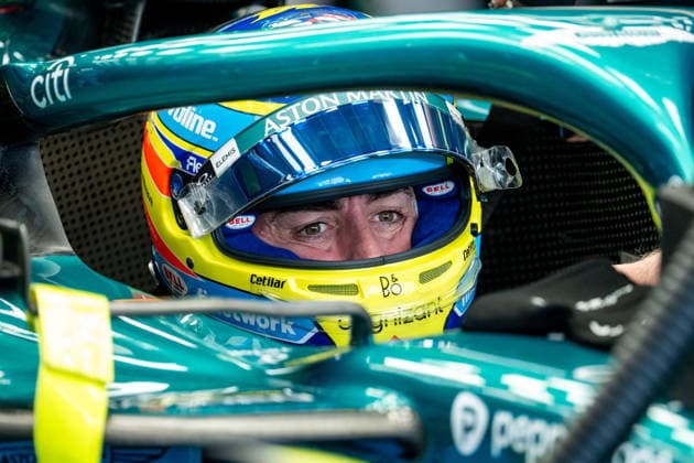 Fernando Alonso Aston Martin Aramco F1 Team, Spain, 14 in the cockpit, QTR, Formula 1 World Championship, Qatar Grand Prix, Lusail International Circuit, sprint race, 29 11 2025 QTR, Formula 1 World Championship, Qatar Grand Prix, Lusail International Circuit, 29 11 2025 Lusail Copyright: xEibner-Pressefoto Memmlerx EP_MMR