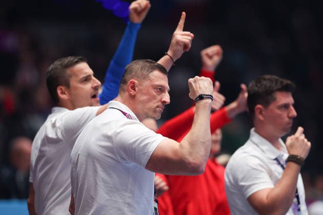 Brazil Czech Republic, IHF Womens Handball World Championship Coach Daniel Curda Czech Republic Preliminary round match of the Womens Handball World Championship between Brazil and Czech Republic on November 29, 2025 at the Porsche Arena in Stuttgart , Stuttgart Baden Württemberg Germany Porsche Arena