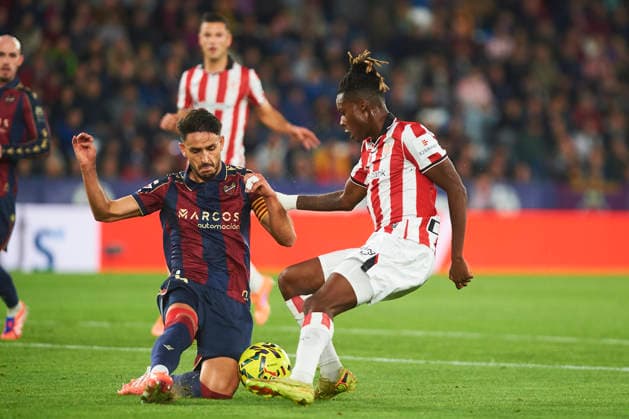 Unai Elgezabal Levante UD and Nico Williams JR Athletic Club during the LaLiga EA Sports match between Levante UD and Athletic Club at Ciudad de Valencia on November 29, 2025 in Valencia, Spain Photo by Maria Jose Segovia DeFodi Images