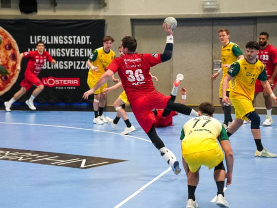 Jonathan Fischer SG BBM Bietigheim, 36 on goal throw VfL Eintracht Hagen vs SG BBM Bietigheim, Handball, 2 Bundesliga, Matchday 13, Season 2025 2026, 29 11 2025 VfL Eintracht Hagen vs SG BBM Bietigheim, Handball, 2 Bundesliga, Matchday 13, Season 2025 2026, 29 11 2025 Hagen Copyright: xEibner-Pressefoto DamianxKruczynx EP_DKI