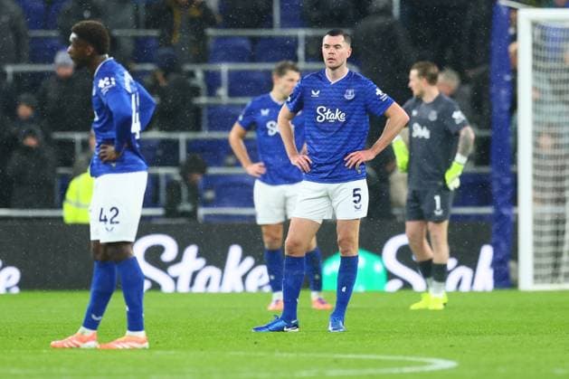 Michael Keane of Everton looks dejected after the 3rd goal Everton v Newcastle United, Premier League, Football, Hill Dickinson Stadium, Liverpool, UK - 29 Nov 2025Liverpool Hill Dickinson Stadium United Kingdom EDITORIAL USE ONLY No use with unauthorised audio, video, data, fixture lists, club league logos or live services. Online in-match use limited to 120 images, no video emulation. No use in betting, games or single club league player publications. Copyright: xPaulxCurrie Shutterstockx 15941634bm