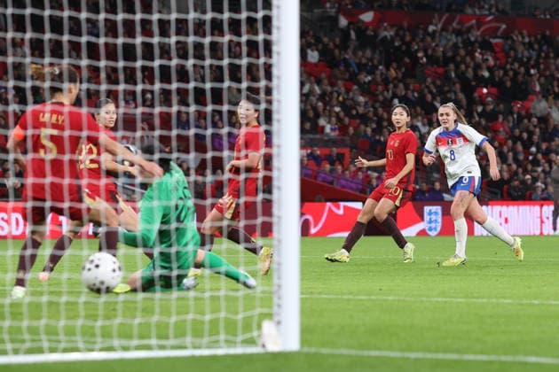 England gegen China PR Women 29. November 2025, London Internationales Freundschaftsspiel der Frauen Fußball England gegen China PR Women Georgia Stanway aus England erzielt ihr 4. Tor Foto Charlotte Wilson Abseits London UK  Copyright: xCharlottexWilsonx xOffsidexOffside