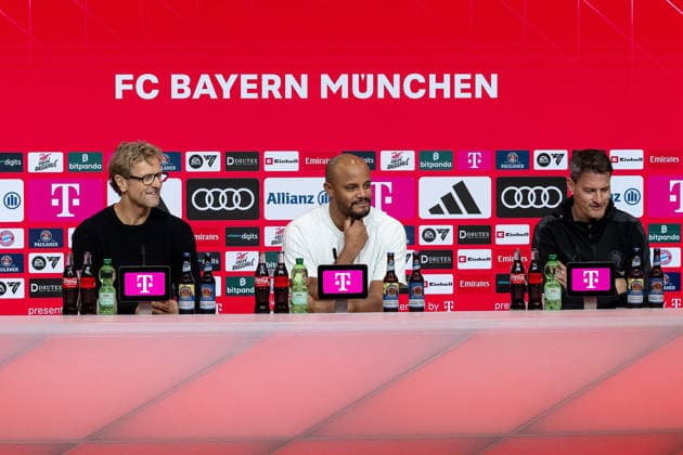 Dieter Nickles Press Spokesman, FC Bayern Muenchen , Vincent Kompany Head Coach, FC Bayern Muenchen and Alexander Blessin Head Coach, FC St Pauli at the press conference after the match GER, FC Bayern Muenchen vs FC St Pauli, Soccer, Bundesliga, Matchday 12, Season 2025 2026, 29 11 2025 DFL DFB REGULATIONS PROHIBIT ANY USE OF PHOTOGRAPHS as IMAGE SEQUENCES and or QUASI VIDEO GER, FC Bayern Muenchen vs FC St Pauli, Football, Bundesliga, Matchday 12, Season 2025 2026, 29 11 2025 Muenchen Copyright: xEibner-Pressefoto HeikexFeinerx EP_HFR