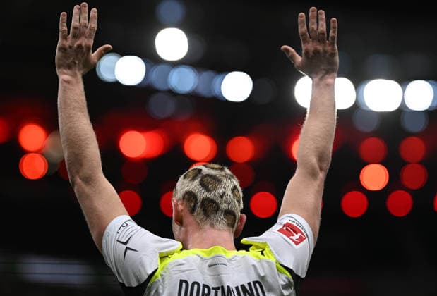 29 11 2025, xophax, Soccer 1 Bundesliga, Bayer 04 Leverkusen Bour Dortmund Julian Ryerson Bour Dortmund DFL DFB REGULATIONS PROHIBIT ANY USE OF PHOTOGRAPHS as IMAGE SEQUENCES and or QUASI VIDEO Leverkusen