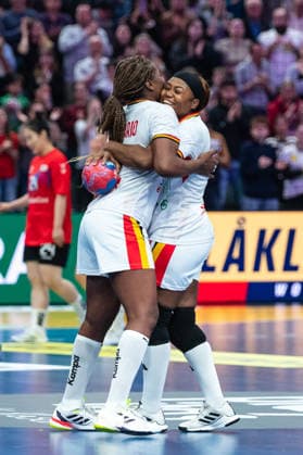 Players of Angola celebrate after winning the IHF Women s Handball World Championship, WM, Weltmeisterschaft game between Angola and Republic of Korea at the SWT Arena in Trier, Germany Copyright: xMartinxPitschx xSPPx Sportspressphoto_SPR67173