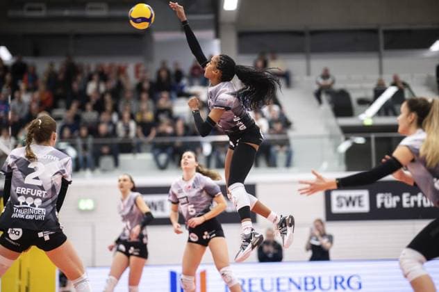 VOLLEYBALL WOMEN 7 GAME DAY 1 BL SWE ETV HAMBURG FOR EDITORIAL PURPOSES ONLY p 29 11 2025 Erfurt Volleyball 1 Bundesliga Season 2025 2026 Women 7 Matchday Riethsporthalle Schwarz Weiss Erfurt ETV Hamburg im Foto Alianza Darley 14 Schwarz Weiß Erfurt Germany Thueringen Erfurt Copyright SaschaxFromm Copyright: SaschaxFromm doc83h5yywyrpl1e110cnwm ,EDITORIAL USE ONLY Copyright: SaschaxFromm