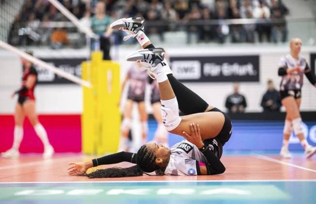VOLLEYBALL WOMEN 7 GAME DAY 1 BL SWE ETV HAMBURG FOR EDITORIAL PURPOSES ONLY p 29 11 2025 Erfurt Volleyball 1 Bundesliga Season 2025 2026 Women 7 Matchday Riethsporthalle Schwarz Weiss Erfurt ETV Hamburg im Foto Alianza Darley 14 Schwarz Weiß Erfurt Germany Thueringen Erfurt Copyright SaschaxFromm Copyright: SaschaxFromm doc83h6002k5s36hcbddb3 ,EDITORIAL USE ONLY Copyright: SaschaxFromm