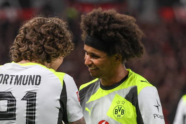 1 Bundesliga Bayer 04 Leverkusen Borussia Dortmund on 29 11 2025 at BayArena in Leverkusen Cheering, goal celebration, goal scorer, goal scorer Karim Adeyemi Dortmund 27 celebrates after his goal to 0 to 2 with Fabio Silva Dortmund 21 MH