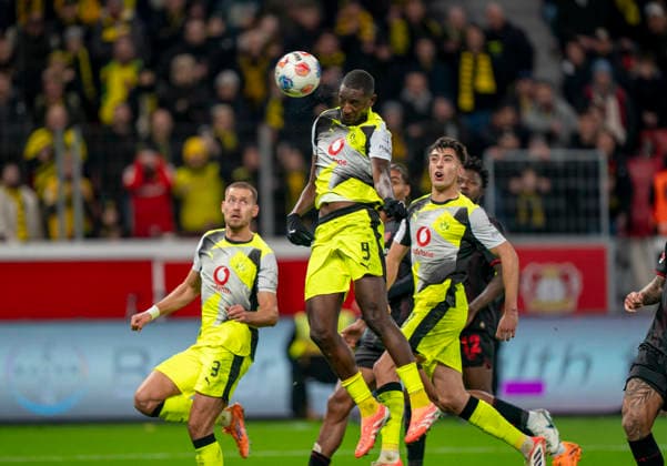 Serhou GUIRASSY Borussia Dortmund, 9 with a header 29 11 2025, Bayer Leverkusen Borussia Dortmund, Football, 1 Bundesliga, GER, Leverkusen, BayArena DFL regulations prohibit any use of photographs as image sequences and or quasi video Copyright: HMBxMedia xMarcoxBader