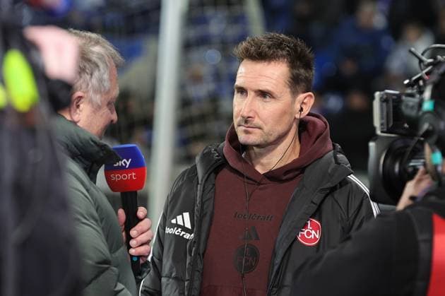 29 11 2025 Soccer Season 2025 2026 2 Soccer Bundesliga 14 Matchday 1 FC Magdeburg FCM 1 FC Nuremberg FCN Club Sportfoto Zink DaMa xdaxmax DFL regulations prohibit any use of photographs as image sequences and or quasi video only for editorial use Miroslav Miro Klose Trainer 1 FC Nuremberg FCN in an interview