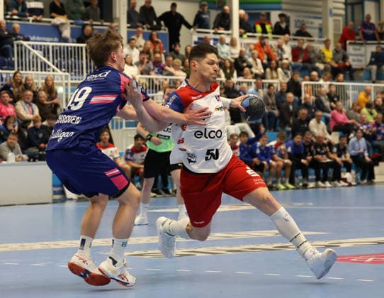 v l Finn Schroven TSV Bayer Dormagen 19 , Csaba Leimeter HBW Balingen Weilstetten 55 TSV Bayer Dormagen vs HBW Balingen Weilstetten, Matchday 13, Handball, 2 HBL, Season 2025 2026, 29 11 2025 TSV Bayer Dormagen vs HBW Balingen Weilstetten, Matchday 13, Handball, 2 HBL, Season 2025 2026, 29 11 2025 Dormagen Copyright: xEibner-Pressefoto ThomasxStoeckex EP_TSR