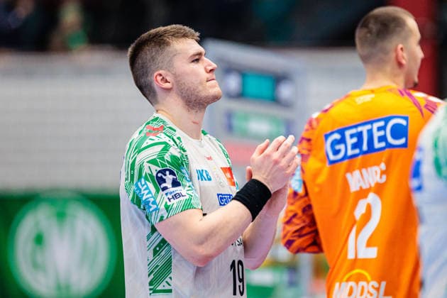 Elvar Oern Jonsson SC Magdeburg, 19 cheers after 21 36 victory GER, GWD Minden vs SC Magdeburg, Handball, 1 Bundesliga, Matchday 14, Season 2025 2026, 29 11 2025 GER, GWD Minden vs SC Magdeburg, Handball, 1 Bundesliga, Matchday 14, Season 2025 2026, 29 11 2025 Luebbecke Copyright: xEibner-Pressefoto JanxRollingerx EP_JSK