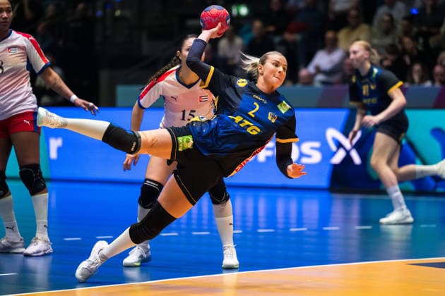 251129 Clara Lerby of Sweden during the 2025 IHF Women™s World Championship handball match between Cuba and Sweden on November 29, 2025 in Stuttgart Photo Emma Wallskog BILDBYRAN COP 320 EW0595 handball handball handball handball handball bbeng vm handball vm handbolls vm ihf handball world championship world handball championship 2025 world championship 2025 cuba sverige sweden dam bbeng bbauto sverige sweden  Copyright: EMMAxWALLSKOG BB251129EW019
