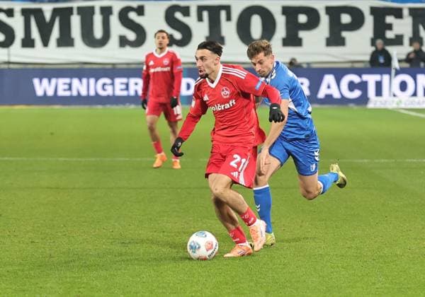 29 11 2025 Soccer season 2025 2026 2 Soccer Bundesliga 14 Matchday 1 FC Magdeburg FCM 1 FC Nuremberg FCN Club Sportfoto Zink DaMa xdaxmax DFL regulations prohibit any use of photographs as image sequences and or quasi video only for editorial use Berkay Yilmaz 21, 1 FC Nuremberg FCN in attack