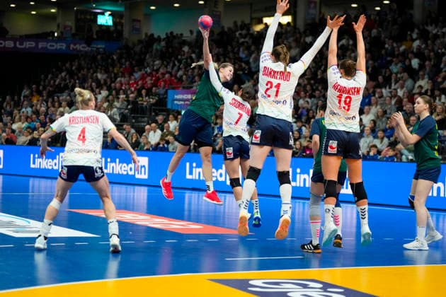 Women s Handball World Championship 2025 Kazakhstan Norway Trier, Germany 20251129 The group stage match in the Women s Handball World Championship between Kazakhstan and Norway in the SWT Arena Photo Beate Oma Dahle NTB Trier Germany EDITORIAL USE ONLY RESTRICTED USE FOR BETTING COMPANIES  Copyright: xBeatexOmaxDahlex xNTBx