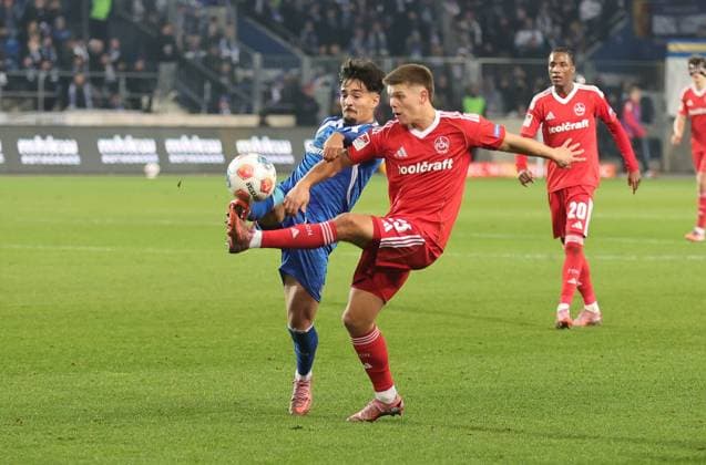 29 11 2025 Soccer Season 2025 2026 2 Soccer Bundesliga 14 Matchday 1 FC Magdeburg FCM 1 FC Nuremberg FCN Club Sportfoto Zink DaMa xdaxmax DFL regulations prohibit any use of photographs as image sequences and or quasi video only for editorial use Laurin Ulrich 8, 1 FC Magdeburg FCM Finn Ole Becker 25, 1 FC Nuremberg FCN
