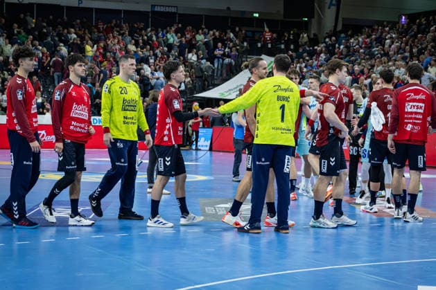 DAIKIN HBL SG Flensburg Handewitt vs VfL Gummersbach 29 11 25 Team SG Flensburg Handewitt after the match DAIKIN HBL SG Flensburg Handewitt vs VfL Gummersbach, GP JOULE Arena on 29 11 25 Copyright: xBEAUTIFULxSPORTS MarioxM.xKobergx