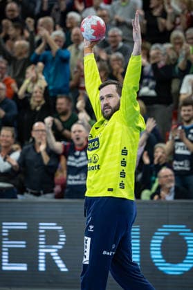 DAIKIN HBL SG Flensburg Handewitt vs VfL Gummersbach 29 11 25 Benjamin Buric No 01, SG Flensburg Handewitt DAIKIN HBL SG Flensburg Handewitt vs VfL Gummersbach, GP JOULE Arena on 29 11 25 Copyright: xBEAUTIFULxSPORTS MarioxM.xKobergx