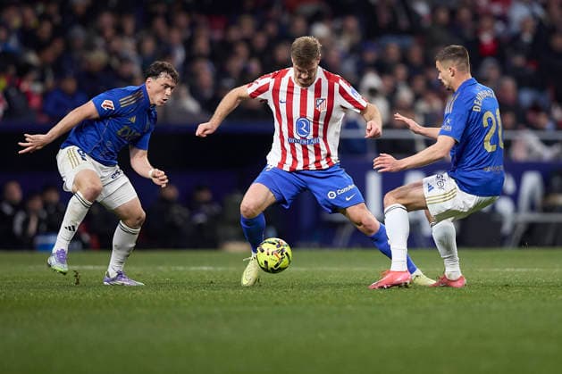 Alexander Sorloth Atletico de Madrid controls the ball during the LaLiga EA Sports match between AtlÃ tico Madrid v Real Oviedo at Estadio Riyadh Air Metropolitano on November 29, 2025 in Madrid, Spain Photo by Manu Reino DeFodi Images