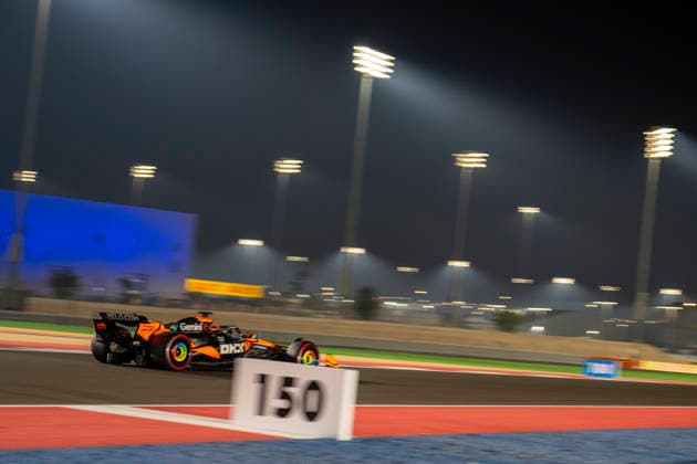Formula 1 Qatar Airways Qatar Grand Prix 2025 Romain Mathon OVERTAKE MAXPPP - Lusail 29 11 2025 81 PIASTRI Oscar (aus), McLaren F1 Team, action at the Formula 1 Qatar Airways Qatar Grand Prix 2025, the 23rd round of the 2025 FIA Formula 1 World Championship, WM, Weltmeisterschaft at the Lusail International Circuit in Lusail, Qatar, from 27 to 30 November 2025 Lusail Lusail International Circuit Qatar  Copyright: xOVERTAKE MAXPPPxRomainxMathonx OVT202511291185 OVT202511291185