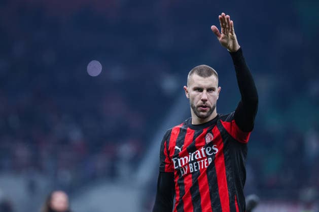 Strahinja Pavlovic of AC Milan celebrates the victory at the end of the match during Serie A 2025 26 football match between AC Milan and SS Lazio at San Siro Stadium in Milan Milan Italy Copyright: xBEAUTIFULxSPORTS Carabellix