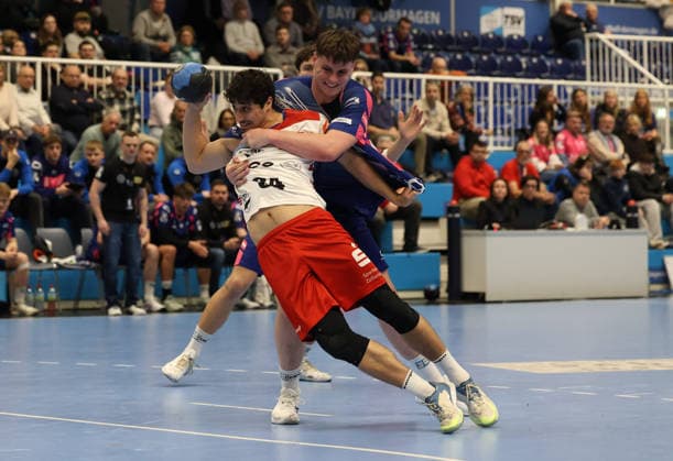 v l Jonathan Dayan HBW Balingen Weilstetten 34 , Jan Schmidt TSV Bayer Dormagen 42 TSV Bayer Dormagen vs HBW Balingen Weilstetten, Matchday 13, Handball, 2 HBL, Season 2025 2026, 29 11 2025 TSV Bayer Dormagen vs HBW Balingen Weilstetten, Matchday 13, Handball, 2 HBL, Season 2025 2026, 29 11 2025 Dormagen Copyright: xEibner-Pressefoto ThomasxStoeckex EP_TSR