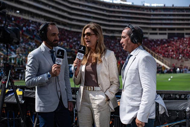 LIMA, PERU - NOVEMBER 29: Leila Pereira President of Palmeiras during the Copa CONMEBOL Libertadores Final between Palmeiras and Flamengo at Monumental U Stadium, Lima, Peru.(Riquelve Nata Sports Press Photo) Copyright: xRiquelvexNata SPPx Sportspressphoto_SPR67359