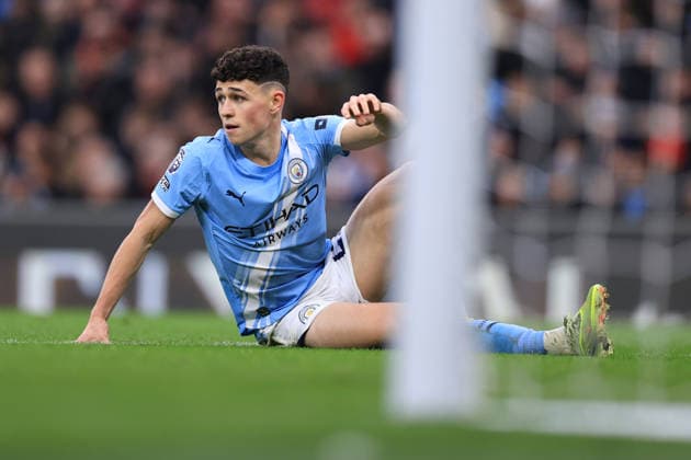 Fußball Premier League Manchester United gegen Leeds United 29. November 2025 Premier League Manchester City gegen Leeds United Phil Foden von Manchester City sieht niedergeschlagen aus Foto Simon Stacpoole Abseits Manchester UK  Copyright: xSimonxStacpoolexOffside