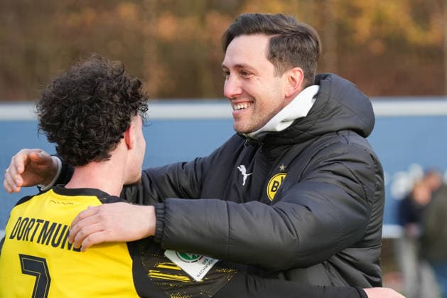 Saturday, 29 11 2025 Season 2025 2026 14 Matchday U17 DFB Youth League at the TALENTWERK Center, Bochum, Germany VfL Bochum U17 BV Borussia Dortmund U17 Head Coach Marco Lehmann BVB