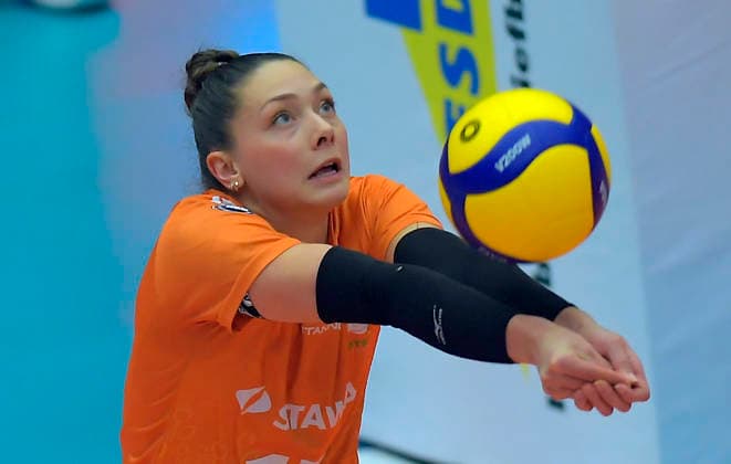 29 11 2025, Aachens Kacey Jost as libero, Volleyball, Dresdner SC Ladies in Black Aachen, 1 Bundesliga, c Dresden