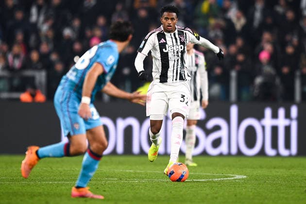 2025-11-29 Juventus FC v Cagliari Calcio - Serie A TURIN, ITALY - NOVEMBER 29: Juan Cabal of Juventus FC during the Serie A match between Juventus FC and Cagliari Calcio at Allianz Stadium on November 29, 2025 in Turin, Italy. (Photo by Alberto Gandolfo BSR Agency) Turin Italy Content not available for redistribution in The Netherlands directly or indirectly through any third parties. Copyright: xBSRxAgencyx