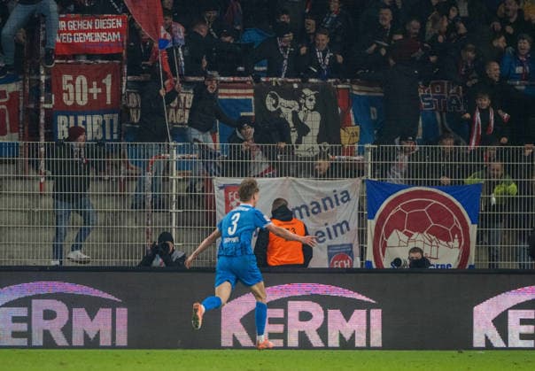 Soccer, Men, Season 2025 2026, 1 Bundesliga 12 Matchday , 1 FC Union Berlin 1 FC Heidenheim, Jan Schöppner 1 FC Heidenheim , Celebration after goal to 1 2, 29 11 2025, Copyright: xMatthiasxKochx