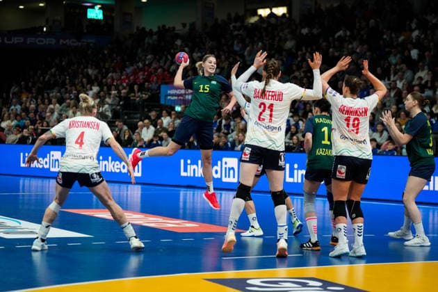 Women s Handball World Championship 2025 Kazakhstan Norway Trier, Germany 20251129 Kazakhstan s Irina Khassakhanova during the group stage match of the Women s Handball World Championship between Kazakhstan and Norway in the SWT Arena Photo Beate Oma Dahle NTB Trier Germany EDITORIAL USE ONLY RESTRICTED USE FOR BETTING COMPANIES  Copyright: xBeatexOmaxDahlex xNTBx