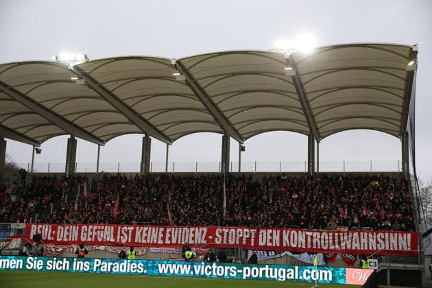 29 11 2025, xrekx, Soccer 3 Liga, 1 FC Saarbruecken Rot Weiss Essen v l RWE Fans ,Atmosphere, Scarves, Shirt, Flag, Banner, Ultras, Spectators, Visitors, Choreo, Choreography, atmosphere, spectators, Visitors DFL DFB REGULATIONS PROHIBIT ANY USE OF PHOTOGRAPHS as IMAGE SEQUENCES and or QUASI VIDEO Saarbruecken