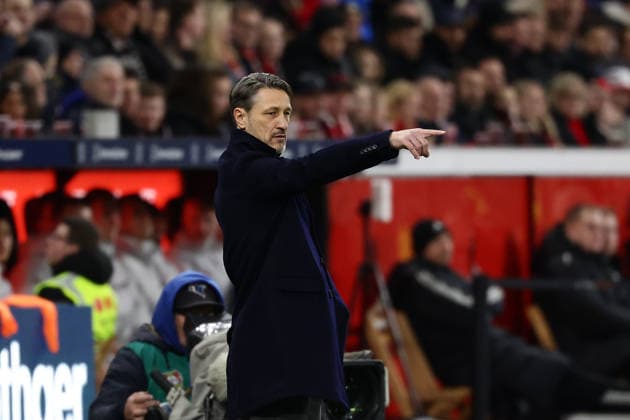 Leverkusen, BayArena, 29 11 25, GER, Men, 1 Bundesliga, Season 2025 2026, Bayer 04 Leverkusen Borussia Dortmund, Niko Kovac head coach Borussia Dortmund gesticulates, DFB DFL REGULATES PROHIBIT ANY USE OF PHOTOGRAPHS AS IMAGE SEQUENCES AND OR QUASI VIDEO Copyright: JoachimxBywaletz xJB-Sportfoto