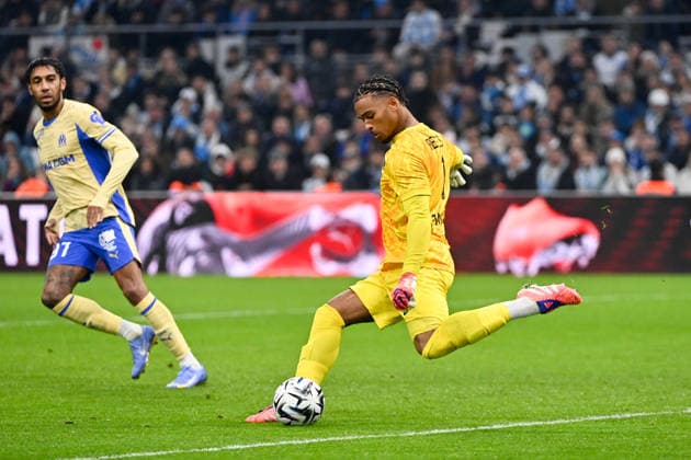 Olympique de Marseille v Toulouse FC - Ligue 1 McDonald s 2025 2026 01 Guillaume RESTES (tfc) during the Ligue 1 McDonald s match between Olympique de Marseille and Toulouse FC at Stade Velodrome on November 29, 2025 in Marseille, France. Marseille France  Copyright: xFEPx 776348217